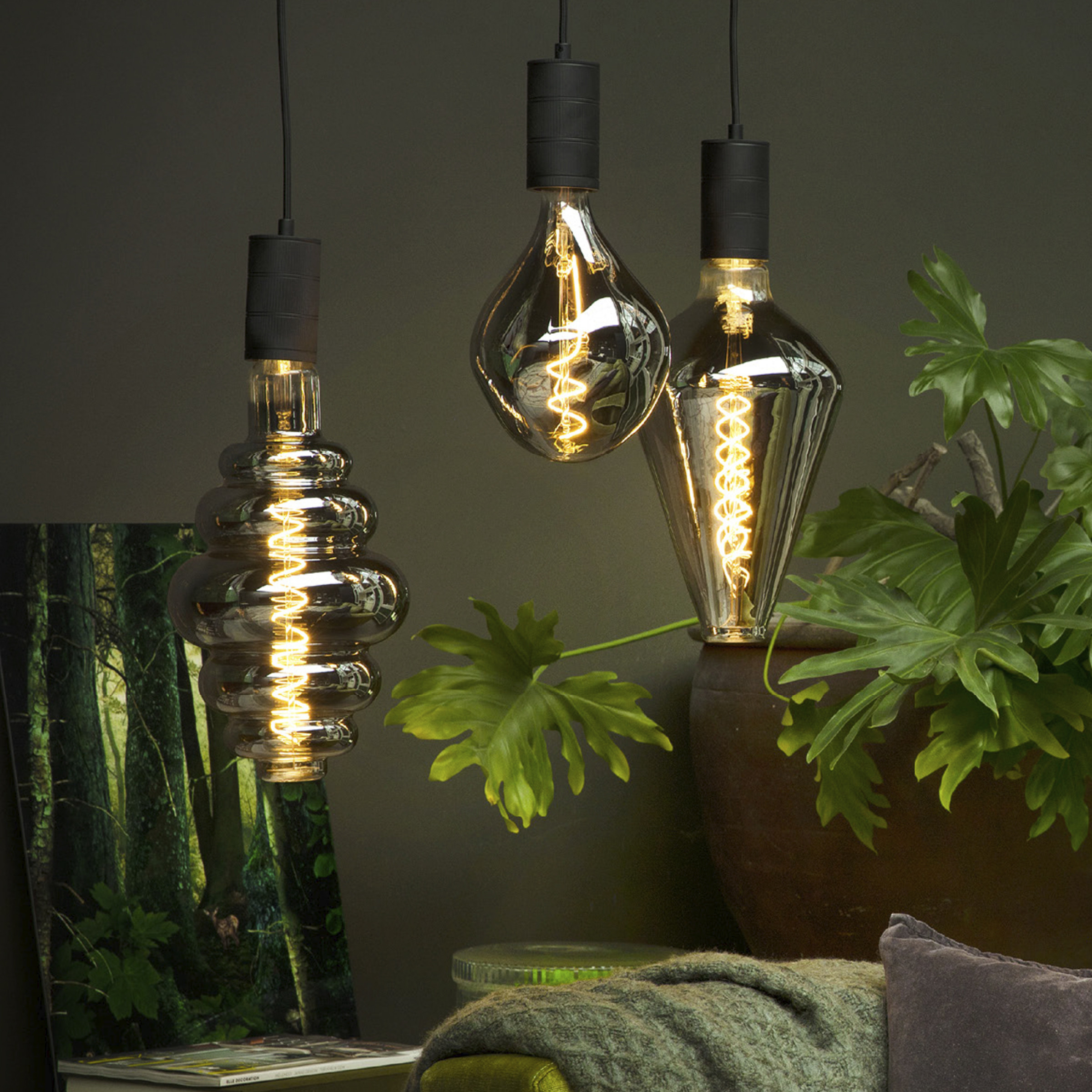 Deckenplatte Schwarz 4er Quadrat